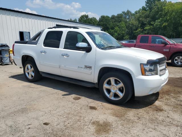 Photo 4 from auction – 2012 CHEVROLET AVALANCHE with VIN 3GNMCFE02CG113217