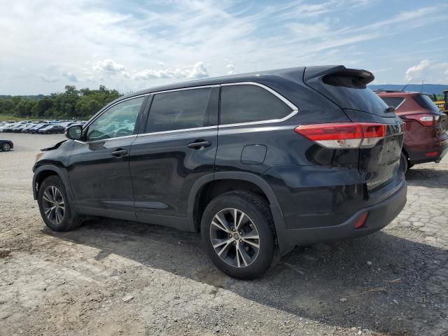 Photo 2 from auction – 2019 TOYOTA HIGHLANDER with VIN 5TDBZRFH1KS733657
