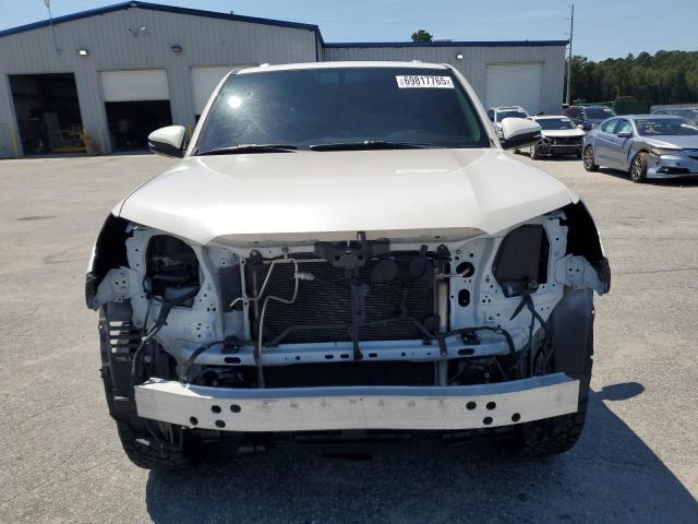 Photo 5 from auction – 2015 TOYOTA 4RUNNER SR with VIN JTEBU5JR4F5262098