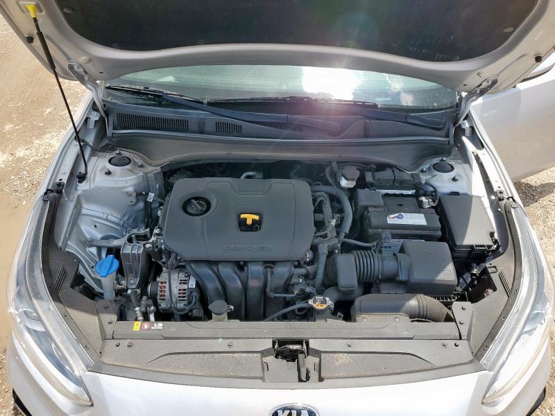 Photo 11 from auction – 2021 KIA FORTE FE with VIN 3KPF24AD1ME307719