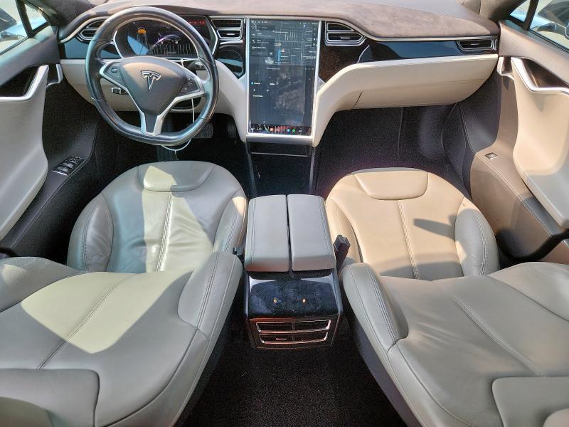 Photo 8 from auction – 2014 TESLA MODEL S with VIN 5YJSA1S17EFP62168