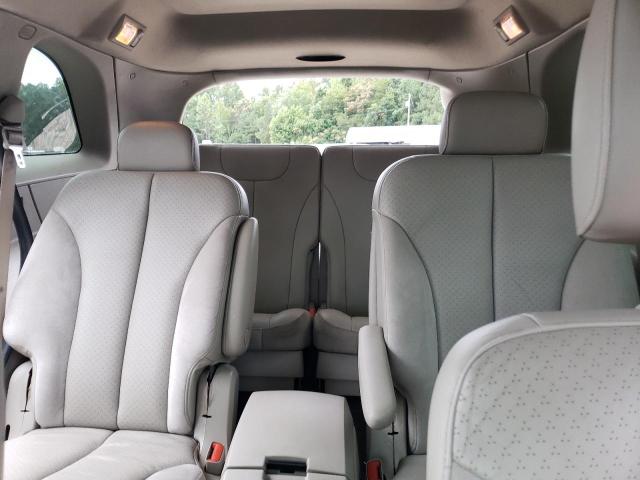 Photo 10 from auction – 2005 CHRYSLER PACIFICA LIMITED with VIN 2C8GF78475R427202