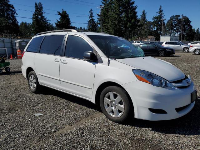 Photo 4 from auction – 2010 TOYOTA SIENNA CE with VIN 5TDKK4CC9AS325583