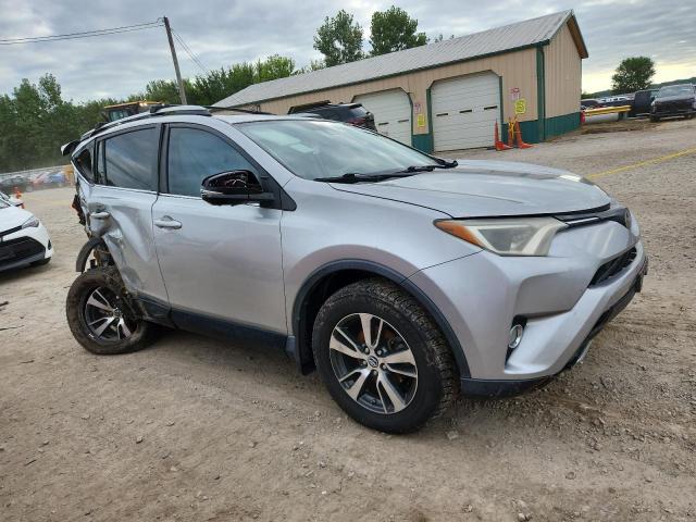 Photo 4 from auction – 2017 TOYOTA RAV4 XLE with VIN 2T3WFREVXHW397628