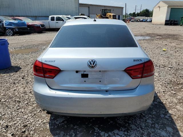 Photo 6 from auction – 2013 VOLKSWAGEN PASSAT S with VIN 1VWAP7A34DC004331