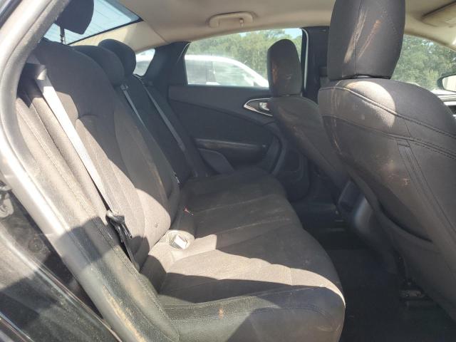 Photo 10 from auction – 2015 CHRYSLER 200 LIMITED with VIN 1C3CCCAB3FN728725
