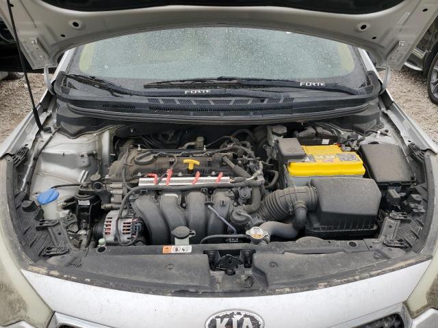 Photo 11 from auction – 2015 KIA FORTE LX with VIN KNAFK4A68F5298160