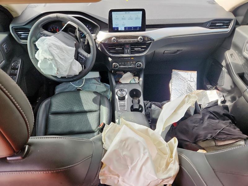 Photo 8 from auction – 2020 FORD ESCAPE SEL with VIN 1FMCU0H6XLUA83780