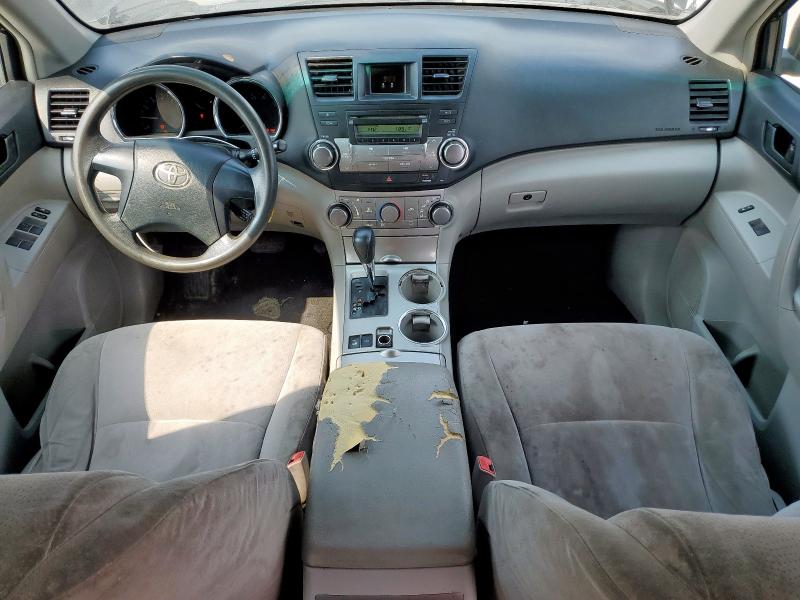 Photo 8 from auction – 2012 TOYOTA HIGHLANDER with VIN 5TDBK3EH6CS123953