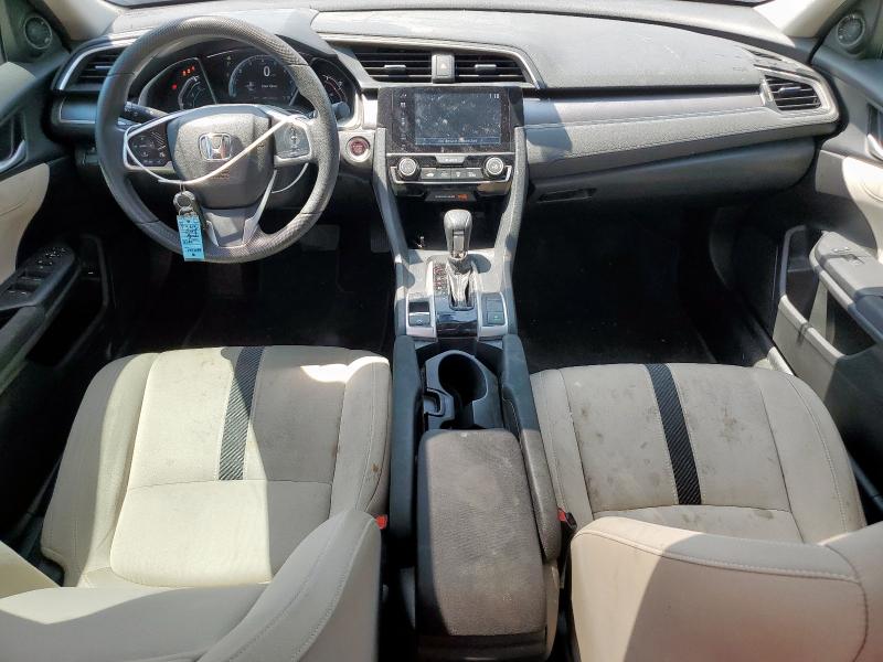 Photo 8 from auction – 2018 HONDA CIVIC EX with VIN 19XFC2F77JE039761
