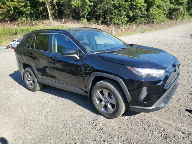 Photo 4 from auction – 2024 TOYOTA RAV4 LE with VIN 2T3LWRFV9RW199366