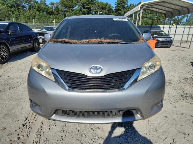 Photo 5 from auction – 2011 TOYOTA SIENNA LE with VIN 5TDKK3DC2BS168103