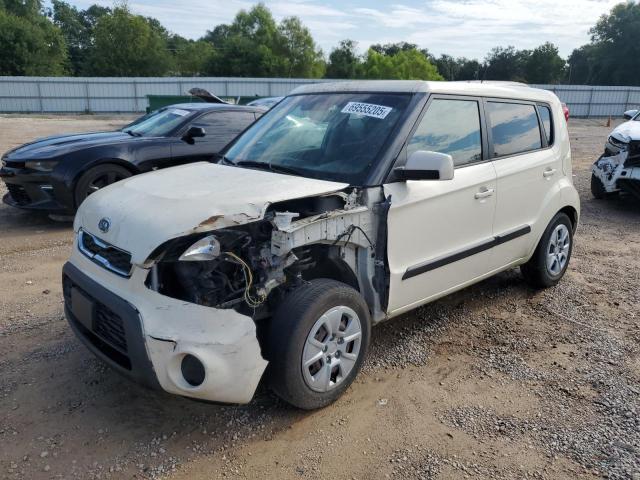 KIA SOUL 2012 with VIN KNDJT2A52C7469586 - Photo from auction