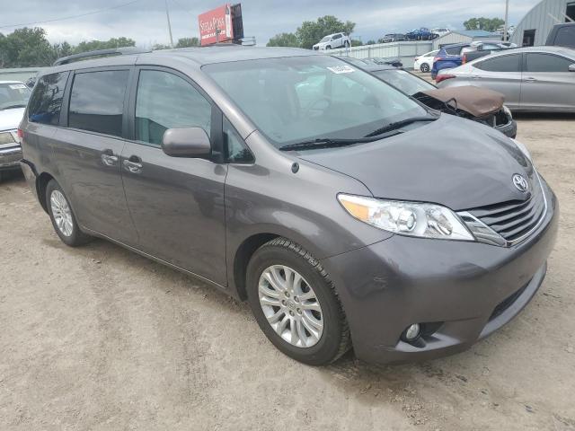 Photo 4 from auction – 2013 TOYOTA SIENNA XLE with VIN 5TDYK3DC2DS370341