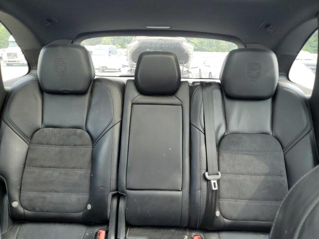 Photo 10 from auction – 2017 PORSCHE CAYENNE with VIN WP1AA2A29HKA86629