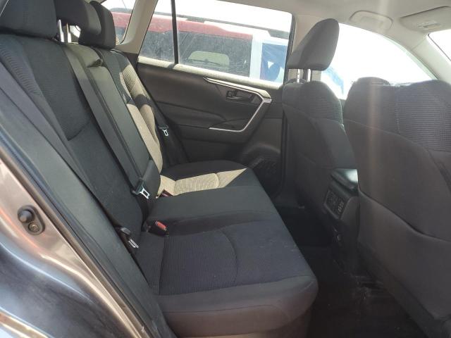 Photo 10 from auction – 2021 TOYOTA RAV4 LE with VIN 4T3LWRFV7MU042105