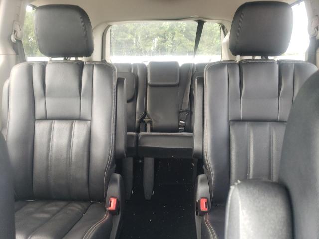 Photo 10 from auction – 2013 CHRYSLER TOWN & COU with VIN 2C4RC1CG5DR511891