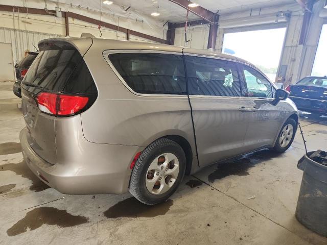 Photo 3 from auction – 2017 CHRYSLER PACIFICA L with VIN 2C4RC1CG1HR537250