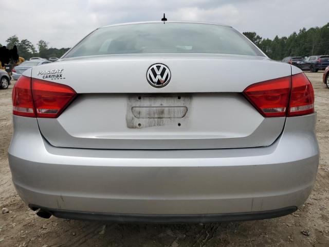 Photo 6 from auction – 2012 VOLKSWAGEN PASSAT S with VIN 1VWAP7A31CC110587