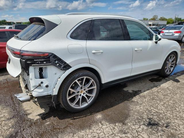 Photo 3 from auction – 2019 PORSCHE CAYENNE S with VIN WP1AB2AY3KDA64932