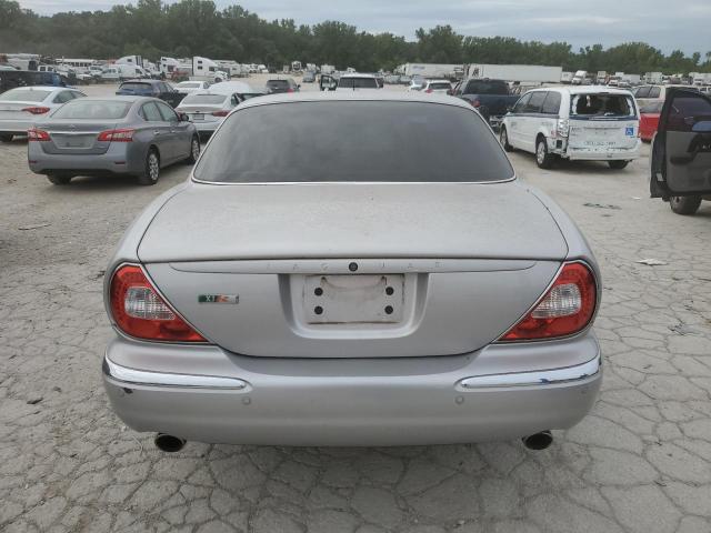 Photo 6 from auction – 2004 JAGUAR XJR S with VIN SAJEA73B14TG08384