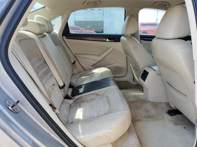 Photo 11 from auction – 2013 VOLKSWAGEN PASSAT with VIN 1VWCN7A39DC091691