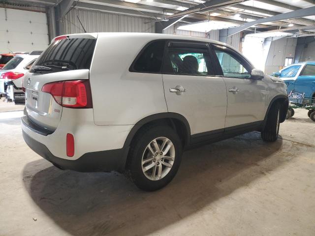 Photo 3 from auction – 2015 KIA SORENTO LX with VIN 5XYKT3A66FG630726