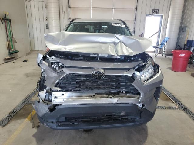 Photo 5 from auction – 2020 TOYOTA RAV4 LE with VIN JTMF1RFV6LD052146