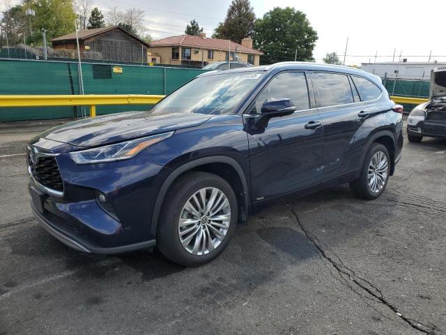 Фото 1 с аукциона – 2024 TOYOTA HIGHLANDER с VIN 5TDEBRCH6RS643405
