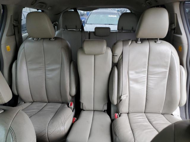 Photo 10 from auction – 2011 TOYOTA SIENNA XLE with VIN 5TDYK3DC6BS108674