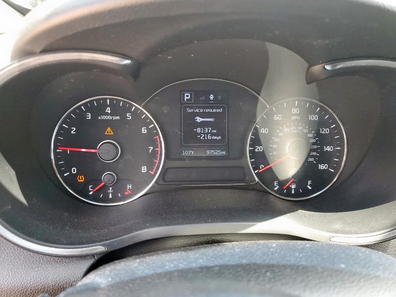 Photo 9 from auction – 2017 KIA FORTE LX with VIN 3KPFL4A70HE052493