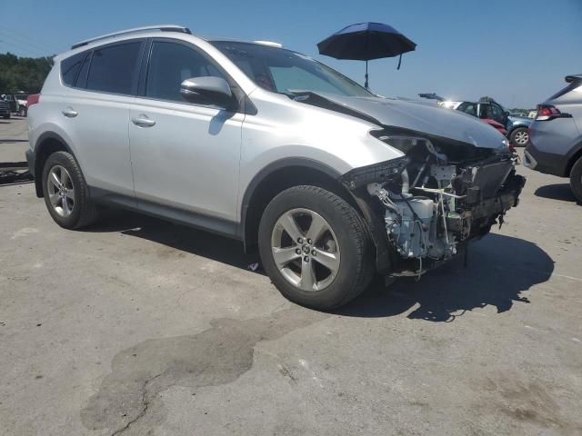Photo 4 from auction – 2015 TOYOTA RAV4 XLE with VIN JTMRFREV3FJ028697