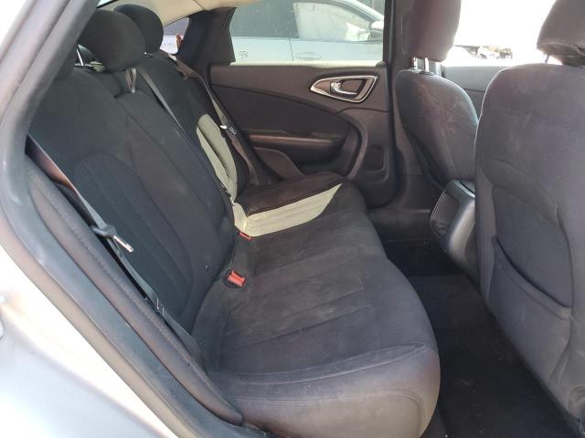 Снимка 10 от търг – 2015 CHRYSLER 200 LIMITE с VIN 1C3CCCAB2FN621780