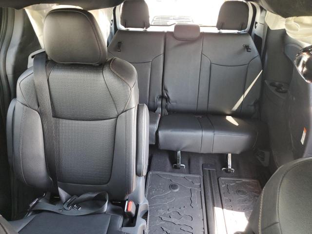 Photo 10 from auction – 2025 TOYOTA SIENNA XSE with VIN 5TDCSKFC9SS196279