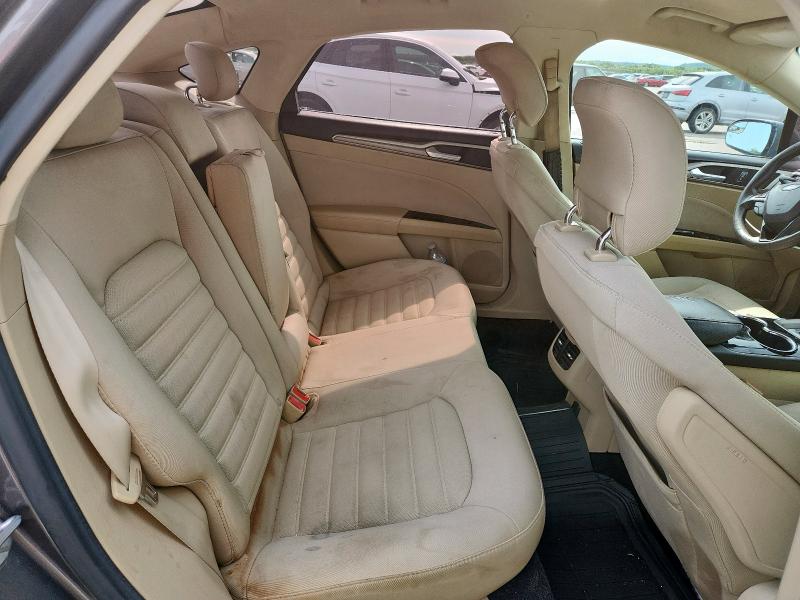 Photo 10 from auction – 2014 FORD FUSION SE with VIN 3FA6P0H72ER339556