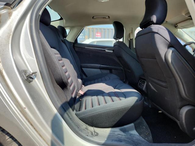 Photo 10 from auction – 2016 FORD FUSION SE with VIN 3FA6P0HD1GR361489