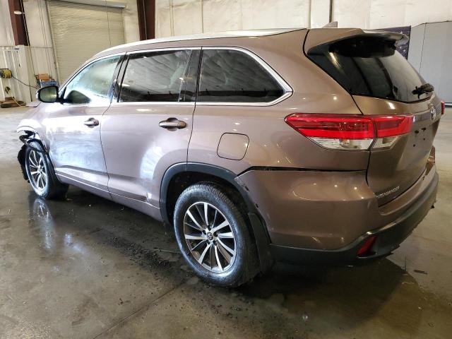 Photo 2 from auction – 2017 TOYOTA HIGHLANDER with VIN 5TDJZRFH1HS392927