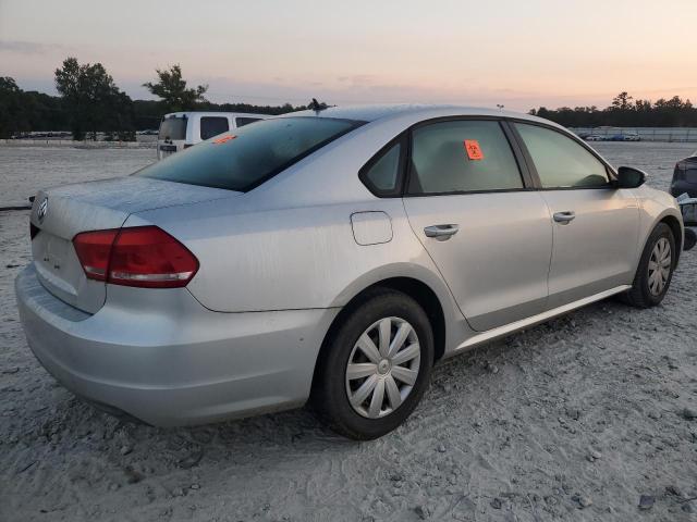 Photo 3 from auction – 2012 VOLKSWAGEN PASSAT S with VIN 1VWAP7A39CC057993
