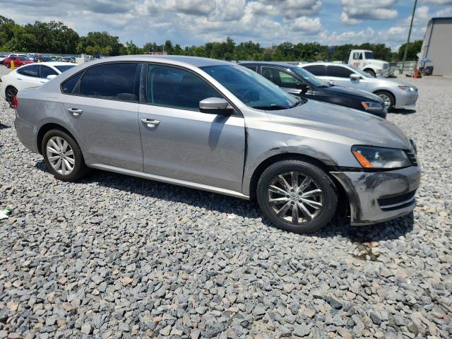 Photo 4 from auction – 2013 VOLKSWAGEN PASSAT S with VIN 1VWAP7A30DC027122