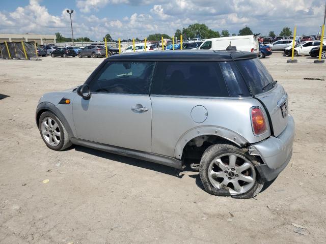 Photo 2 from auction – 2007 MINI COOPER with VIN WMWMF33597TT56851