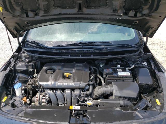 Photo 11 from auction – 2017 KIA FORTE LX with VIN 3KPFK4A75HE125764
