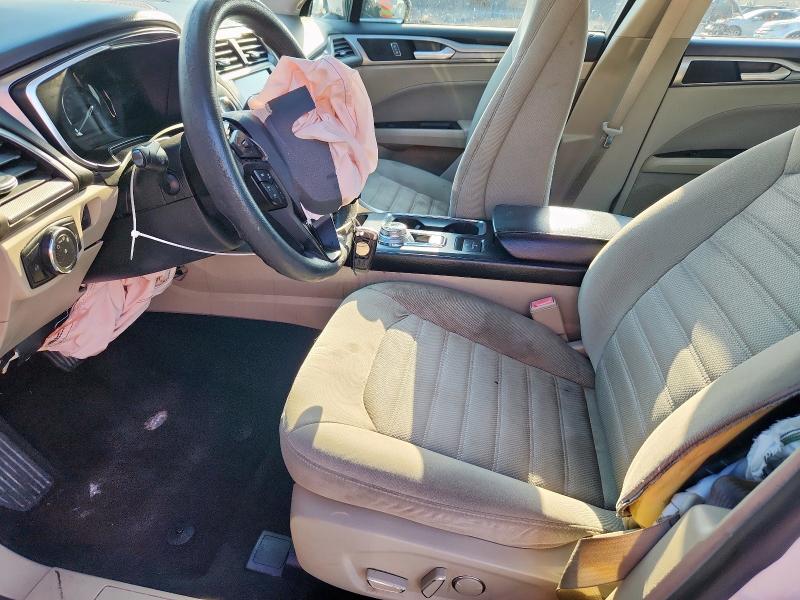 Photo 7 from auction – 2019 FORD FUSION SE with VIN 3FA6P0LU3KR206300