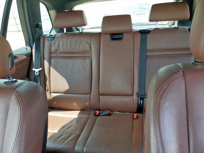 Photo 10 from auction – 2011 BMW X5 XDRIVE5 with VIN 5UXZV8C57BL421003