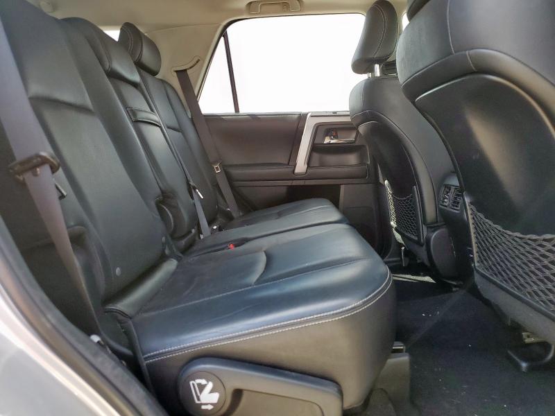 Photo 11 from auction – 2014 TOYOTA 4RUNNER SR5 with VIN JTEZU5JR0E5074451