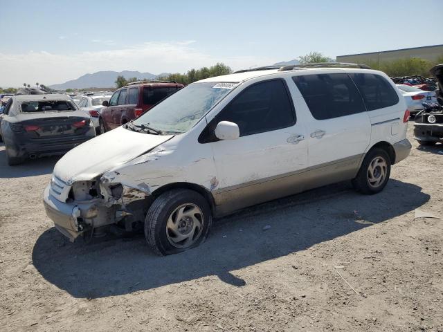 Photo 1 from auction – 2002 TOYOTA SIENNA LE with VIN 4T3ZF13C62U448176