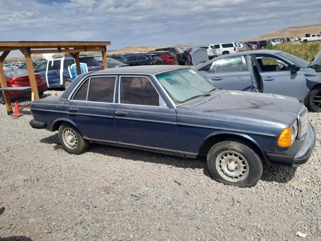Photo 4 from auction – 1982 MERCEDES-BENZ 300 with VIN WDBAB33A2CB000769