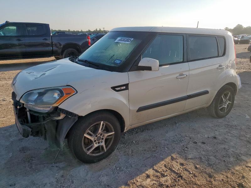 KIA SOUL 2013 with VIN KNDJT2A55D7756552 - Photo from auction
