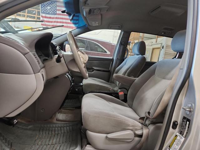 Photo 7 from auction – 2005 TOYOTA SIENNA CE with VIN 5TDZA23C05S235783