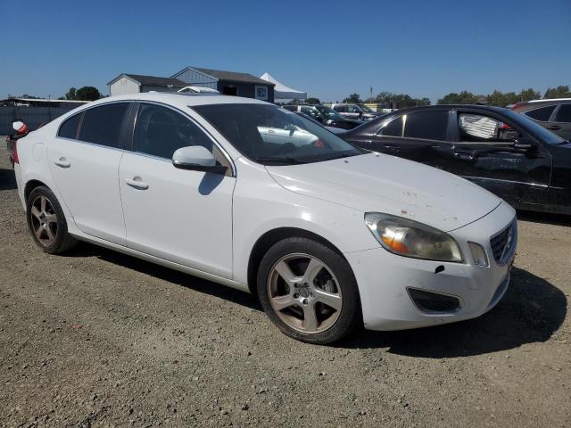 Photo 4 from auction – 2012 VOLVO S60 with VIN YV1622FS4C2088904