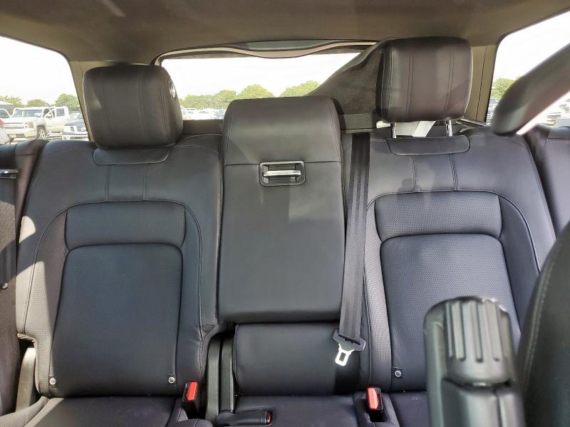 Photo 10 from auction – 2018 LAND ROVER RANGE ROVE with VIN SALGS2SV2JA504437